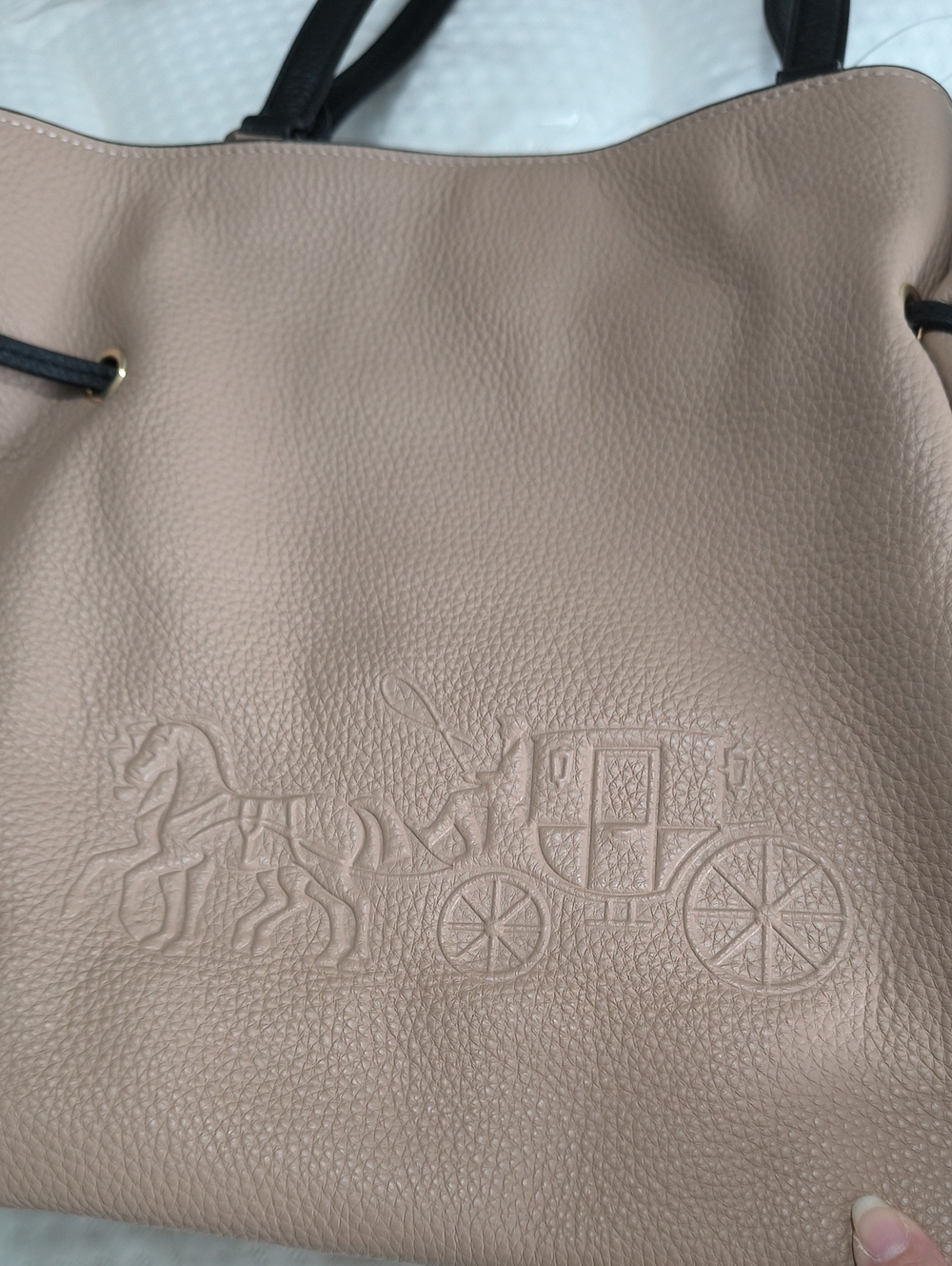 Coach Andy Shoulder Bag EUC - Picture 2 of 10